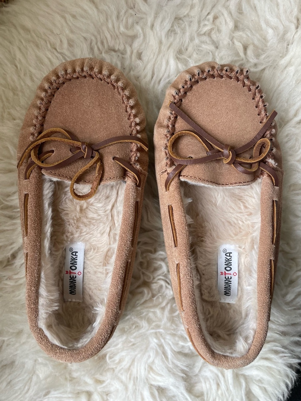 Minnetonka • Kids Suede Moccasin Slippers (Gum Rubber Sole)
